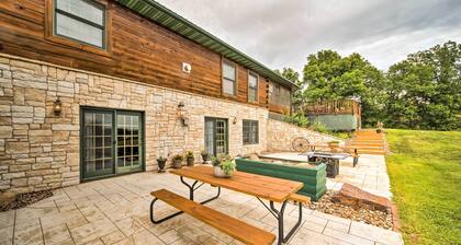 Rustic Keosauqua Gem: Fire Pit & Lake Sugema Views