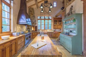 Fridge, microwave, oven, stovetop - Basque-Influenced Home by InvitedHome | Hiking, Gourmet Kitchen, Summer Festival (Telluride)