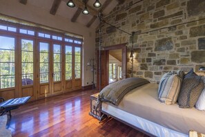4 bedrooms, iron/ironing board, free WiFi, bed sheets - Basque-Influenced Home by InvitedHome | Hiking, Gourmet Kitchen, Summer Festival (Telluride)