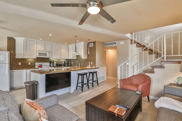 open floor plan dining/living room, flat screen TV