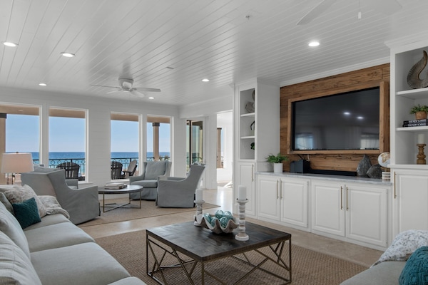 Welcome to Jewel in the Sand