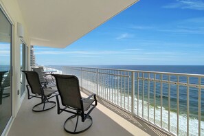 Unclassified image, 4 of 48, button