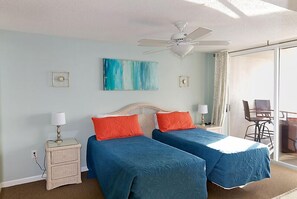 4 chambres, fer et planche à repasser, Wi-Fi, draps fournis