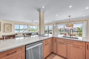 Interior - 🐬Awesome Water Views🌴End Unit🐠Great Amenities🌞Lands End 3-301 (Treasure Island)