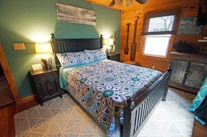 4 bedrooms, travel cot, free WiFi, bed sheets