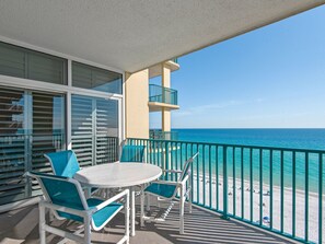 Outdoor dining - Spectacular Views from this Corner Condo!! Ideal Location in Downtown Destin!!! (Destin)