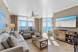 Smart TV, DVD player