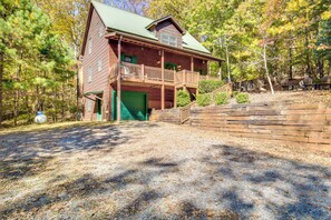 Exterior - Coosawattee River Resort Home Mins from Blue Ridge (Ellijay)