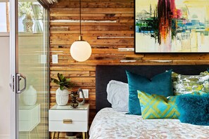 3 chambres, matelas mémoire de forme, fer et planche à repasser