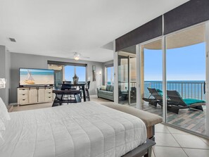 4 bedrooms, desk, iron/ironing board, travel cot