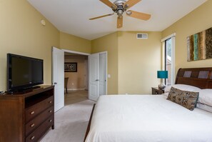 2 bedrooms, iron/ironing board, free WiFi, bed sheets