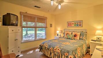 2 bedrooms, internet, bed sheets