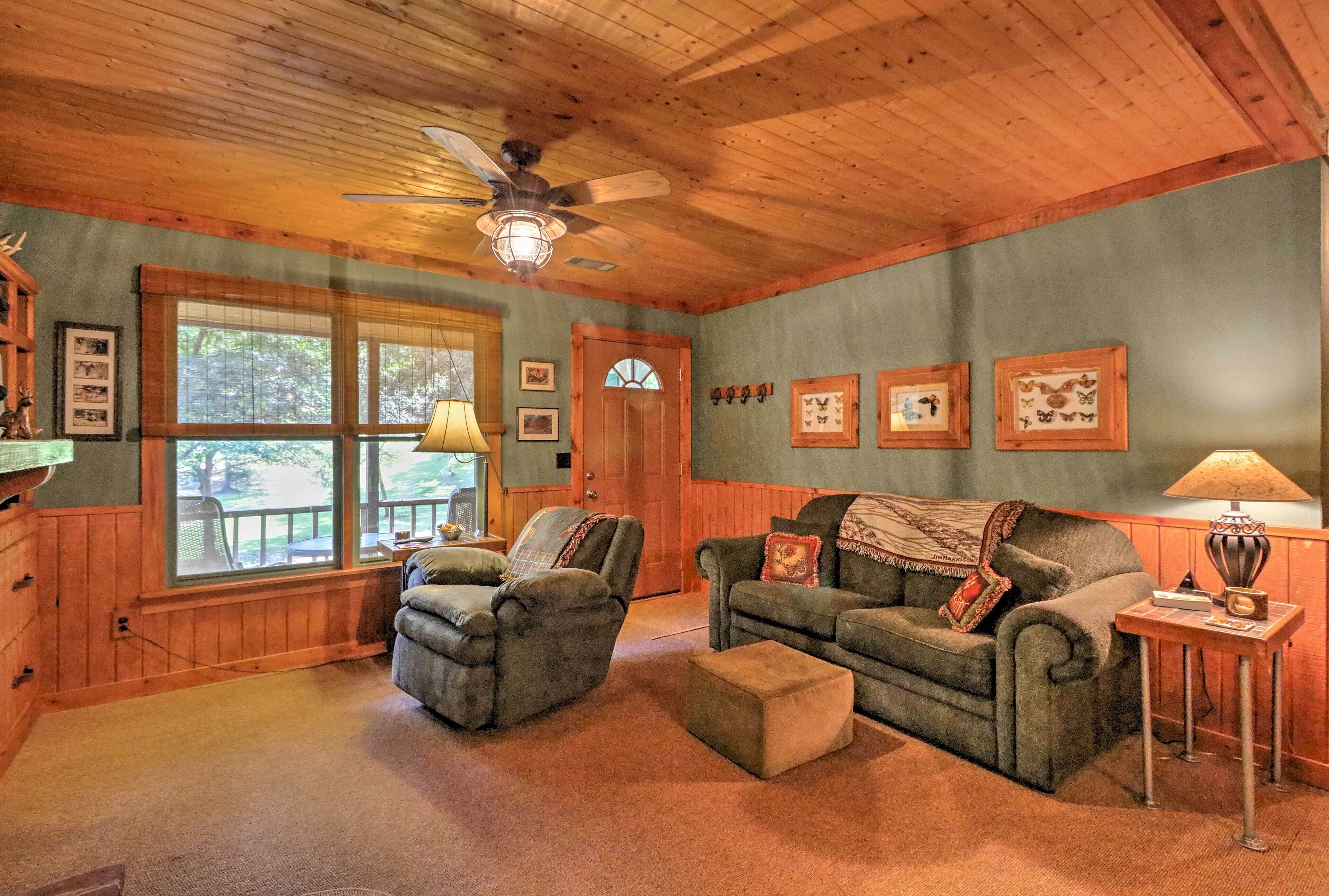 TV, video game console, DVD player, books