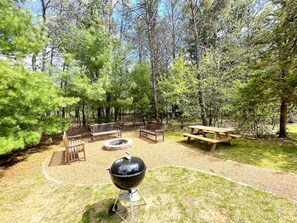 Outdoor dining - Loose Moose @ Spring Brook Resort (Wisconsin Dells)