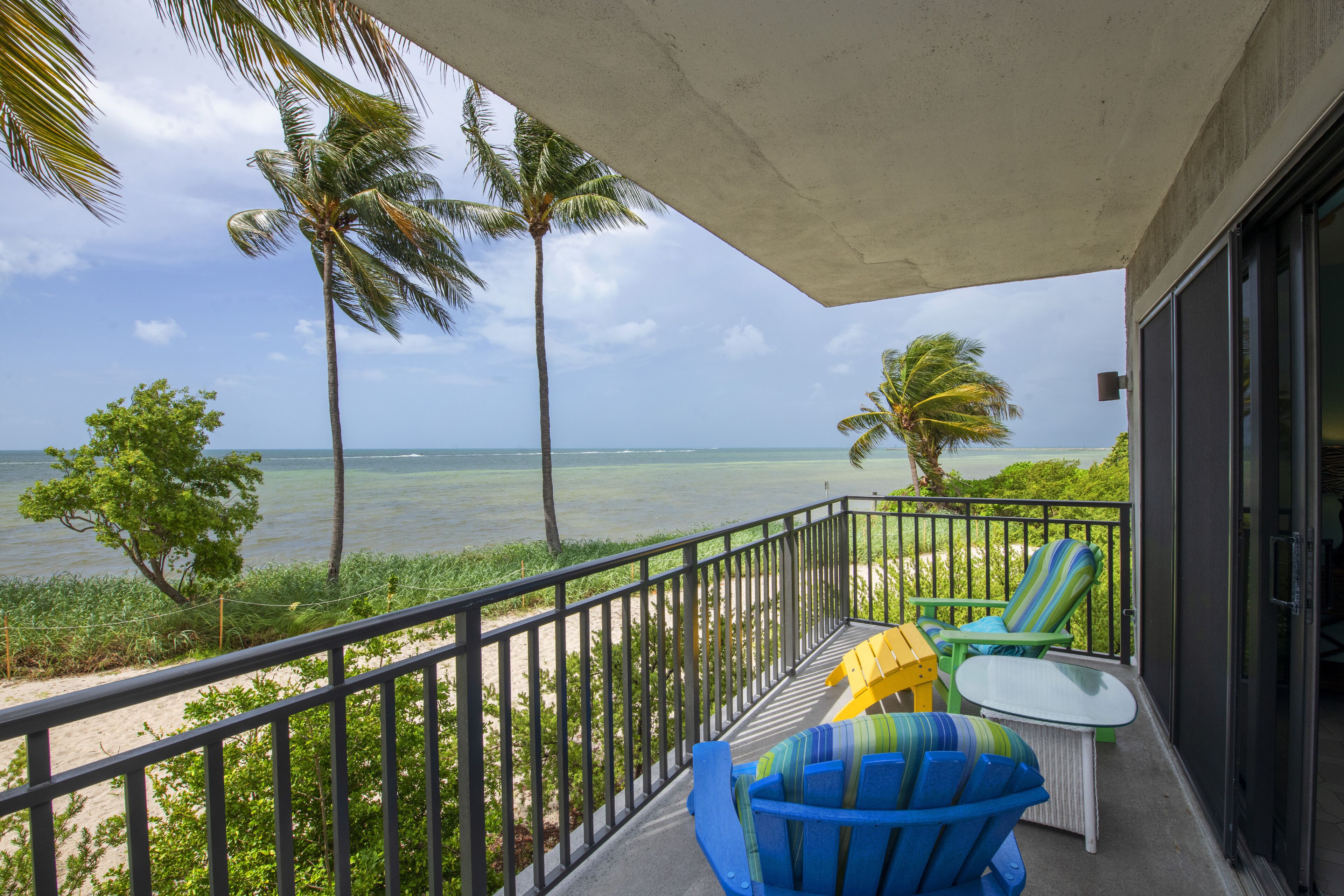 Mar Y Sol a spectacular Ocean Front Oasis 10 minutes to Historic District