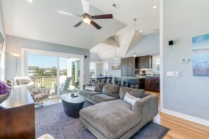 TV - Wine Down at SandCastle, 5 Bedroom Luxury Home w/ Private Pool (Nags Head)