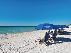 Beach nearby - Ocean Mist Cottage | Steps to Beach | Private Pool | Charming Neighborhood (Destin)