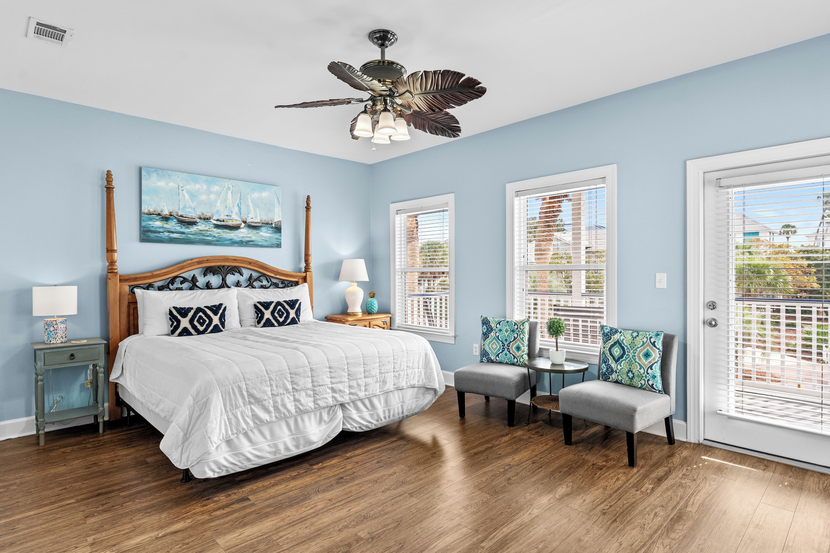 3 habitaciones, escritorio, tabla de planchar con plancha y wifi gratis 