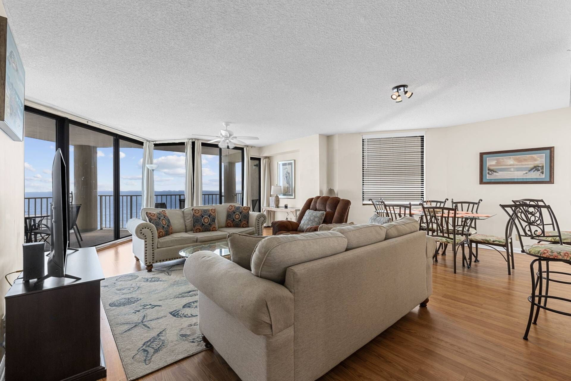 Luxury Oceanfront- Short Drive to Dining/shops - w/Free Tickets to Local Attractions - OOP 1105