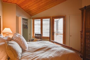 3 chambres, fer et planche à repasser, accès Internet, draps fournis