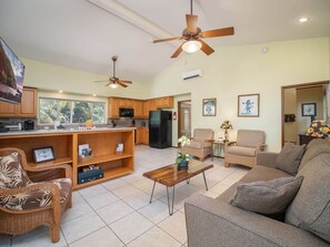 Unclassified image, 3 of 44, button - Aloha Aku Ohana Suite – Spacious Garden View Oasis (Kihei)