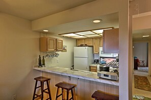 Fridge, microwave, stovetop, dishwasher - Cozy Stateline Condo w/ Hot Tub Access & Lake View (Stateline)