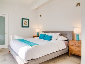 4 chambres, fer et planche à repasser, Wi-Fi gratuit, draps fournis
