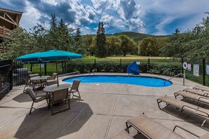 Beheizter Pool