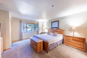 2 多间卧室、免费 WiFi、床单