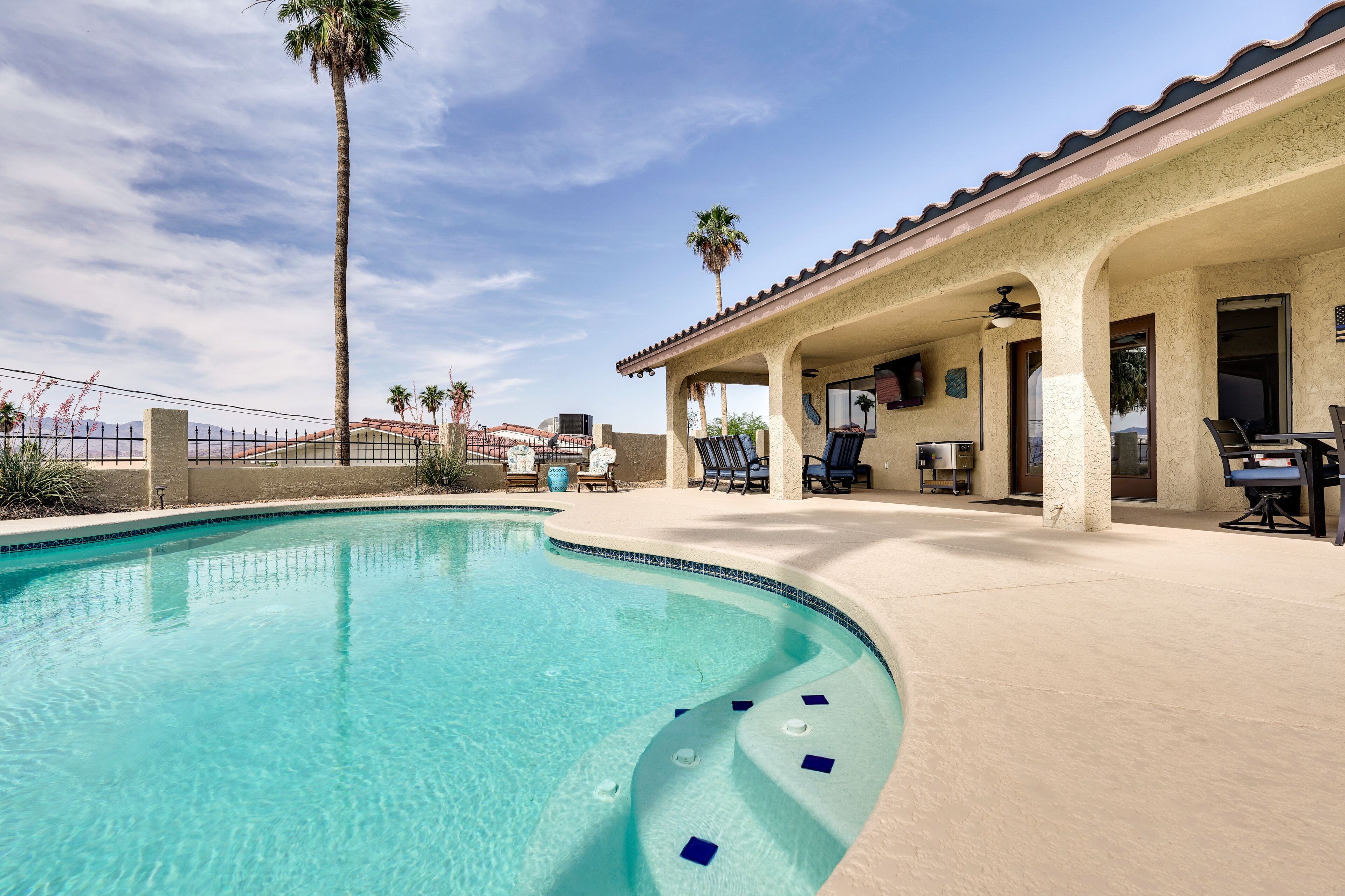 Lake Havasu City Retreat: Pool, Grill & Lake Views