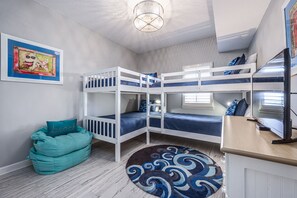 3 Schlafzimmer, BĂŒgeleisen/BĂŒgelbrett, kostenloses WLAN, BettwĂ€sche