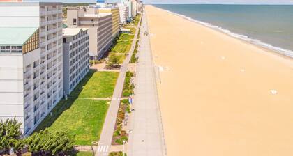 Pet-Friendly Condo Steps to Beach