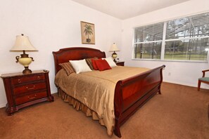 6 bedrooms, iron/ironing board, internet, bed sheets