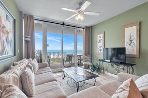 TV - Lighthouse 208 ~ In/Outdoor Pools, Hot Tub, Sauna, Fitness Room + $400 in FREE Activities Daily (Gulf Shores)