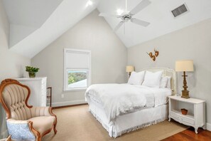 Bedroom four has a queen bed - Main house - Rio De Los Suenos is the perfect hill country destination in every season. (Wimberley)