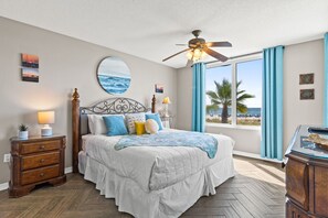 2 bedrooms, iron/ironing board, free WiFi, bed sheets - IP 213: Starlight Retreat - Kick back, relax, and enjoy Gulf-Front Living! (Fort Walton Beach)