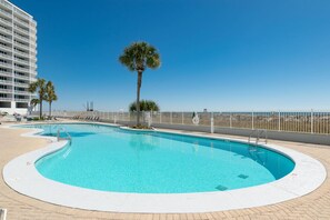 Imagen sin descripción, 4 de 49, botón