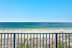 Imagen sin descripción, 5 de 49, botón