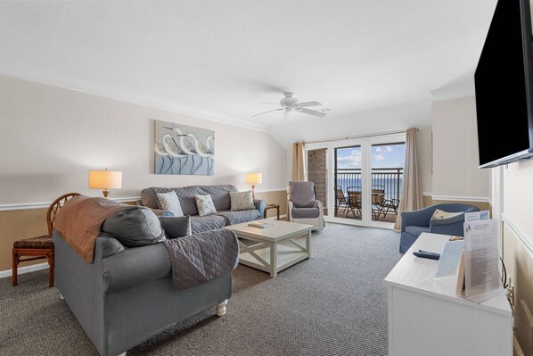 TV, DVD player - Oceanfront 2BR SSII203 (Surfside Beach)