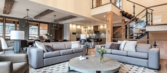 Havre 117 Tremblant | Luxurious & Modern | Ski-in Ski-out / Tremblant Living
