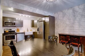 Nicht klassifiziertes Bild, 3 von 49, Schaltfläche