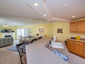 Mikrowelle, Geschirrspüler