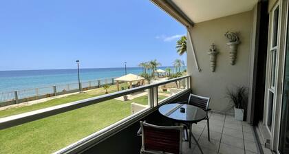 * Le meilleur de la région * Appartement de luxe face à la plage, Wi-Fi, A / C, télévision par cùble