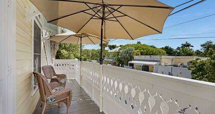**SUZY'S PARROT PERCH @ OLD TOWN** Condo + Last Key White Glove Service...