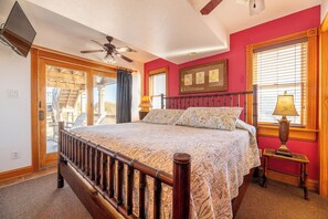 8 bedrooms, free WiFi - The Good Life - NH MP 11, Oceanfront, Elevator, Pool w/Waterfall, Hot Tub, Pets OK, Flex Stays (Nags Head)
