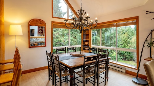 Spacious 3.5BR Retreat | Golf Course Views | Walk to Lakes & Trails | Managed By Aloha Whistler