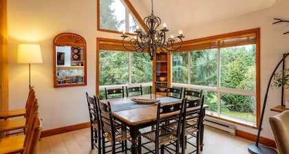 Spacious 3.5BR Retreat | Golf Course Views | Walk to Lakes & Trails | Managed By Aloha Whistler