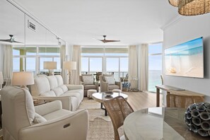 تلفزيون ذكي، مشغل دي في دي