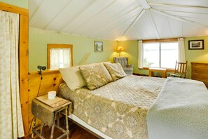 2 bedrooms, internet, bed sheets