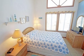 5 Schlafzimmer, Reisekinderbett, kostenloses WLAN, Bettwäsche